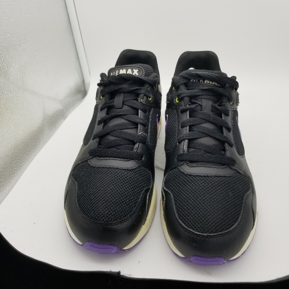 NIKE AIRMAX COLISEUM SNEAKERS - Picture 5 of 5